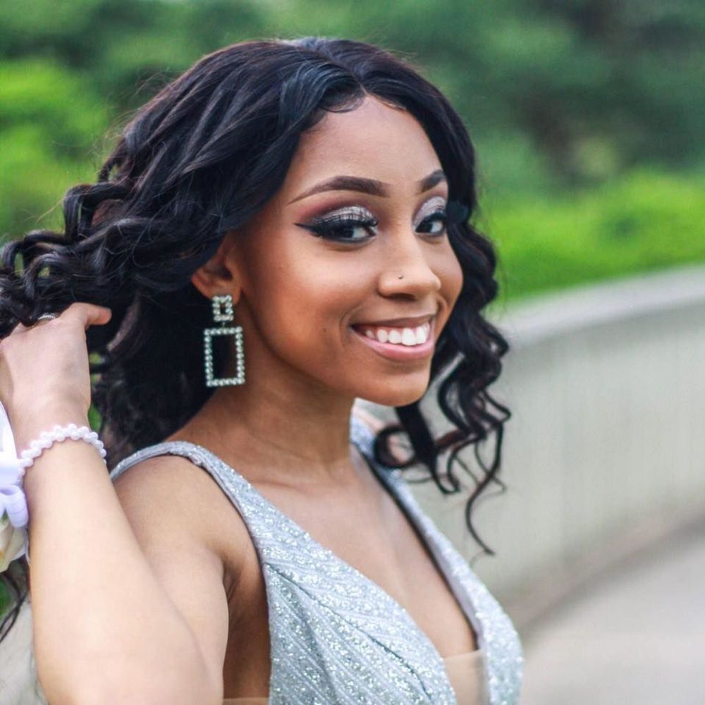 Meet your Posher, Destiny